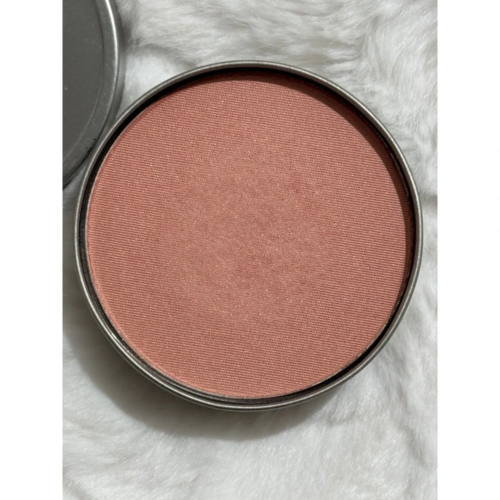 Cargo Cosmetics Powder Blush The Big Easy BL-13 Shimmer Peachy Pink Tin 0.31oz